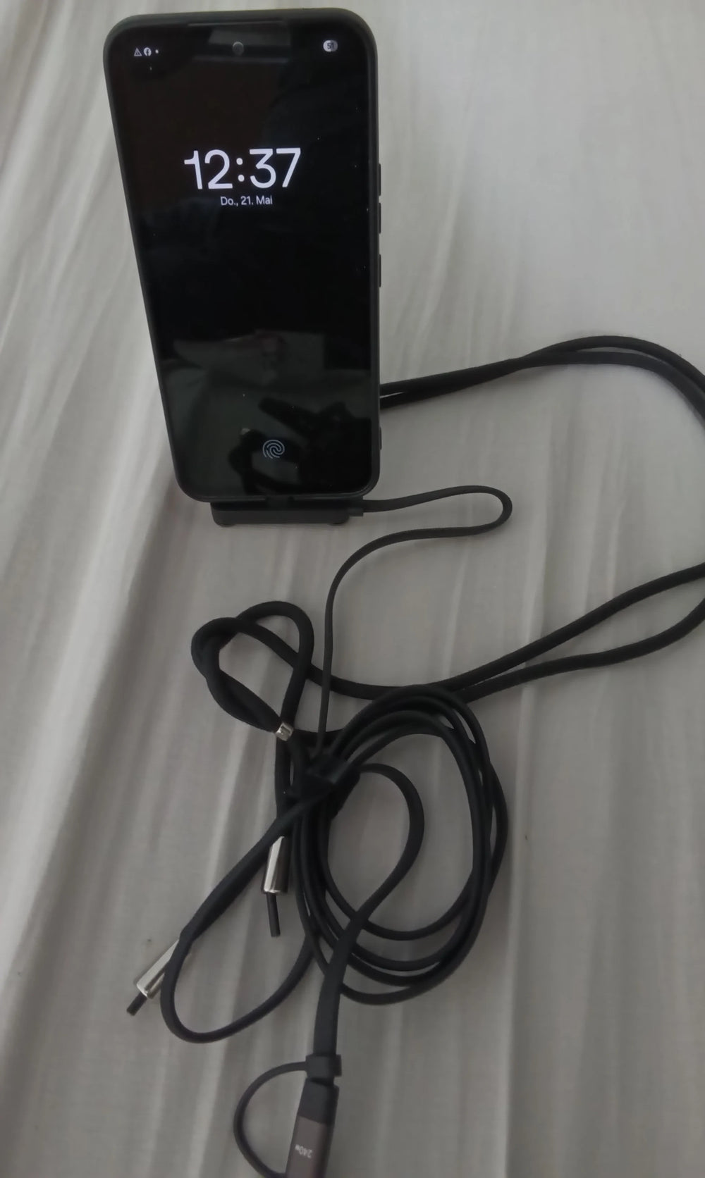 Resena cliente cable 240W con soporte 9